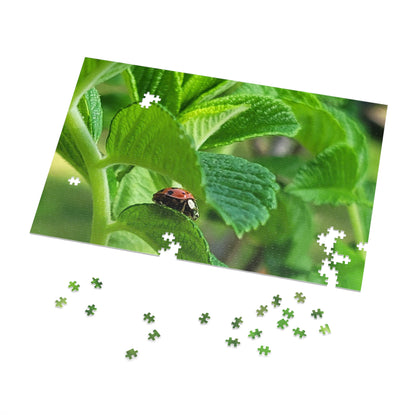 Ladybug on Green Leaves Jigsaw Puzzle (Tin Box)